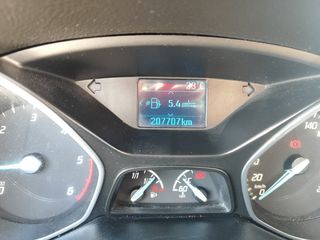 Ford Focus 2014-thumb-2