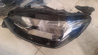 Peugeot 208 φανάρι εμπρός αριστερό
