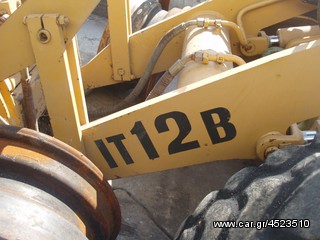Φορτωτής Με Λάστιχα CAT 1998 IT 12 B-thumb-1