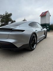 Porsche Taycan 2022 TURBO S CARBON-thumb-5