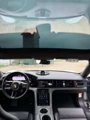 Porsche Taycan 2022 TURBO S CARBON-thumb-8
