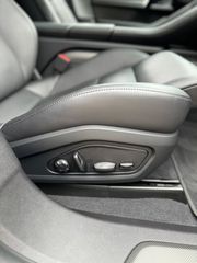 Porsche Taycan 2022 TURBO S CARBON-thumb-12