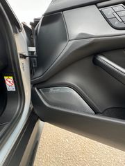 Porsche Taycan 2022 TURBO S CARBON-thumb-13