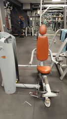 Μηχανή τρικέφαλων triceps press
