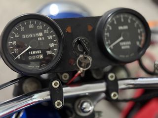Yamaha RD 250 1974 352-thumb-4