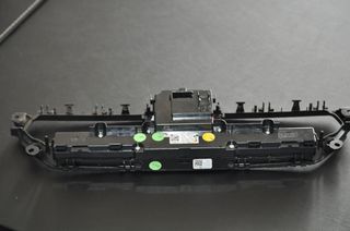 BMW 116 F40  ΔΙΑΚΟΠΤΕΣ ΚΕΝΤΡΙΚΗΣ ΚΟΝΣΟΛΑΣ-thumb-1