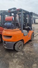 Toyota 1999 02-7FGF30-thumb-3