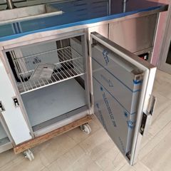 Πόστο τυλιχτή, βιτρίνα ψυχόμενη 185*70*85/125 εκ, με 2 πόρτες, πάσο και θέσεις για GN, συντήρηση.  ΕΙΔΙΚΕΣ ΚΑΤΑΣΚΕΥΕΣ STOCKINOX - ΖΗΤΗΣΤΕ ΜΑΣ ΠΡΟΣΦΟΡΑ!-thumb-13