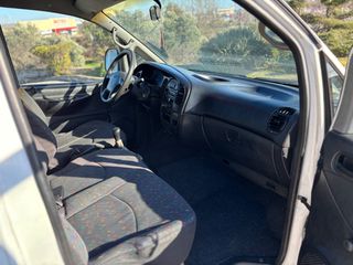 Hyundai H-1 2000-thumb-10