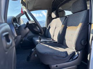 Hyundai H-1 2000-thumb-12