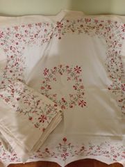 Τραπεζομάντηλα