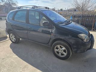 Renault Scenic 2003 RX4-thumb-1