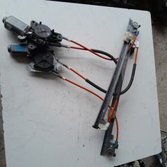 ΣΕ ΧΑΜΗΛΗ ΤΙΜΗ PEUGEOT 106 ΓΡΥΛΟΙ ΠΑΡΑΘΥΡΟΥ ΟΔΗΓΟΥ+ΣΥΝΟΔΗΓΟΥ 3ΘΥΡΟ