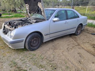 Mercedes 270-thumb-3