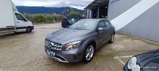 Mercedes-Benz GLA 180 2018 D URBAN-thumb-1