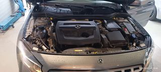 Mercedes-Benz GLA 180 2018 D URBAN-thumb-23