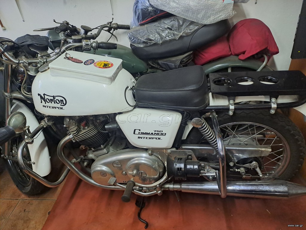 Norton Commando 1972