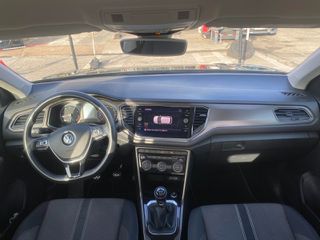 Volkswagen T-Roc 2018 2018-thumb-7