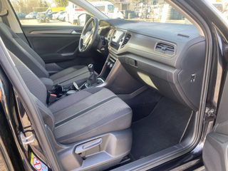 Volkswagen T-Roc 2018 2018-thumb-8