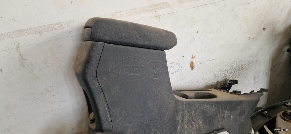 Τεμπελης kia stonic