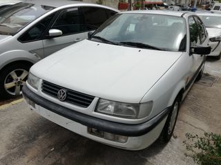 Volkswagen Passat 1995 PASSAT 1.6-thumb-1