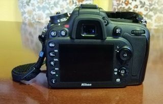 Nikon D7200 body-thumb-1