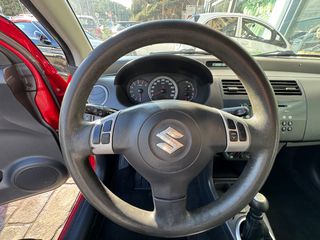 Suzuki Swift 2005-thumb-9