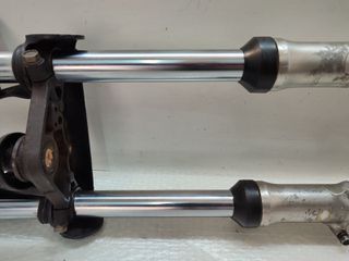 Suzuki GS 750 πιρούνι-thumb-2