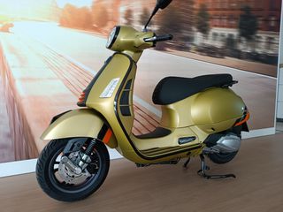 Vespa GTS Super Sport 310 2025-thumb-2