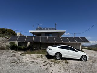 8 KW Αυτόνομο φωτοβολταϊκό σύστημα με μπαταρίες λιθίου