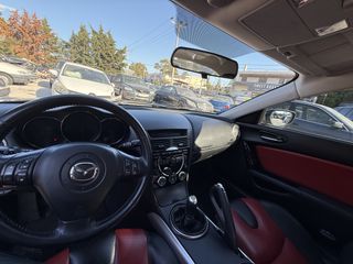 Mazda RX-8 2006-thumb-11