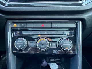 Volkswagen T-Roc 2019 R-LINE PANORAMA-thumb-68