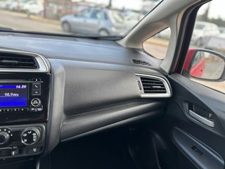Honda Jazz 2017 i-VTEC Trend 1o Χέρι-thumb-24