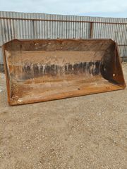 ΚΟΥΒΑΣ INTERNATIONAL DRESSER