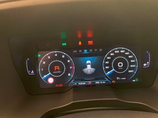 Kgm Tivoli 2025 PREMIUM-thumb-46