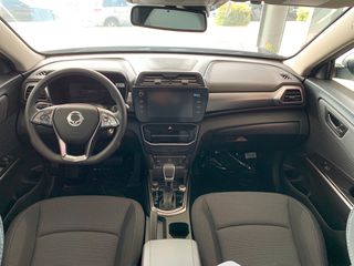 Kgm Tivoli 2025 PREMIUM-thumb-11