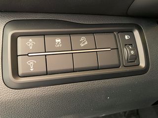 Kgm Tivoli 2025 PREMIUM-thumb-24