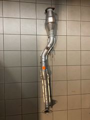 20010AV60A  P12