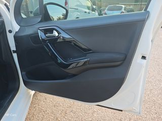 Peugeot 208 2016 Ελληνικής Αντιπροσωπείας-thumb-31