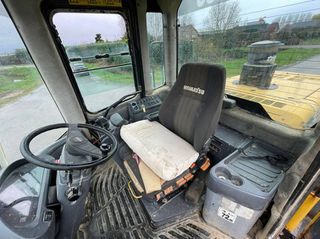 Φορτωτής Με Λάστιχα Komatsu 2004 WA380-5H / ΓΙΑ ΕΙΣΑΓΩΓΗ 1-thumb-3