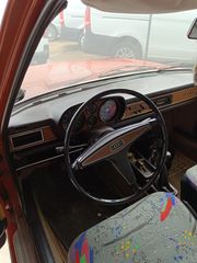 Audi 100 1972 100-thumb-9