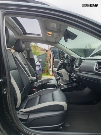 Kia Stonic 2018 1.6 CRDI PREMIUM LED NAVI ΟΡΟΦΗ ΔΕΡΜΑ