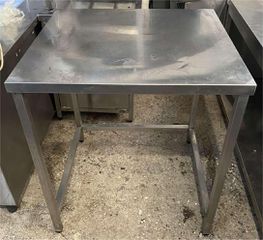 Τραπέζι Ανοξείδωτο Χωρίς Πάτο 87x81x97Cm - Μεταχειρισμένο.