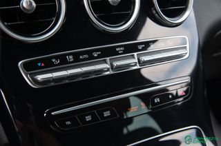 Mercedes-Benz GLC 300 2021 Coupe Hybrid 300de 2.0d 306HP AUTO AMG LINE-thumb-36