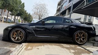 Nissan GT-R 2009 BLACK EDITION-thumb-17