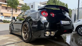 Nissan GT-R 2009 BLACK EDITION-thumb-20