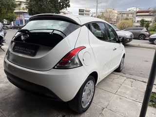 Lancia Ypsilon 2013 1.3 MULTIJET DIESEL-thumb-8