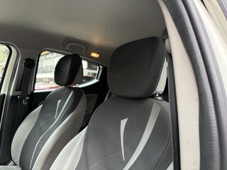 Lancia Ypsilon 2013 1.3 MULTIJET DIESEL-thumb-24