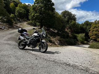 Triumph Tiger 800 2011 ABS-thumb-2
