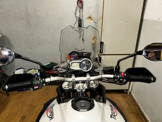 Triumph Tiger 800 2011 ABS-thumb-8